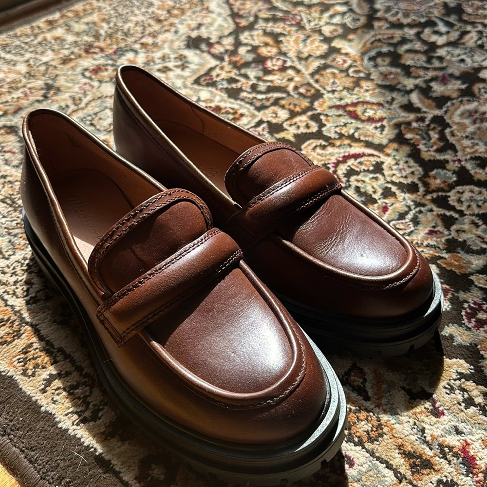 The Bradley Lugsole Loafer in Leather